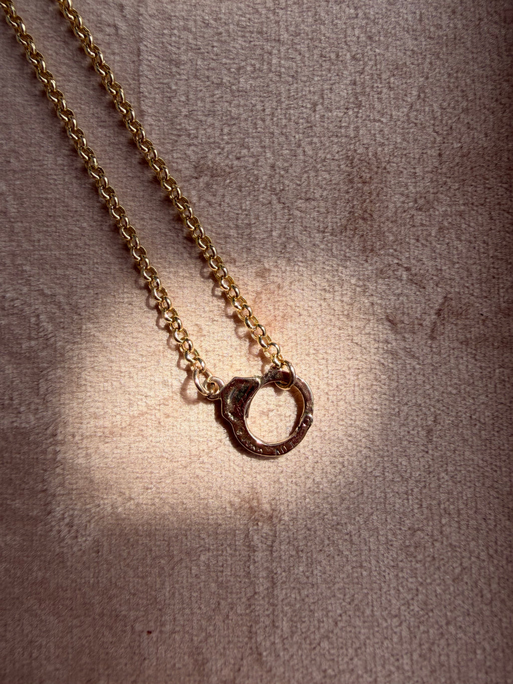 Handcuff Necklace (18in)