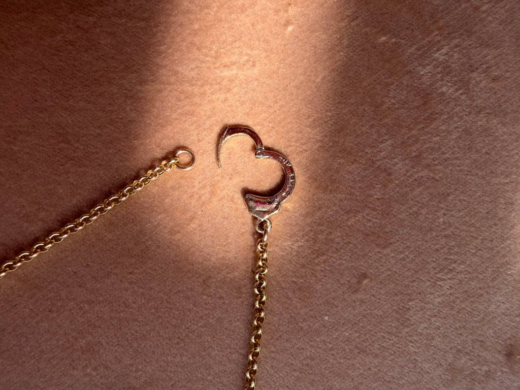 Handcuff Necklace (18in)