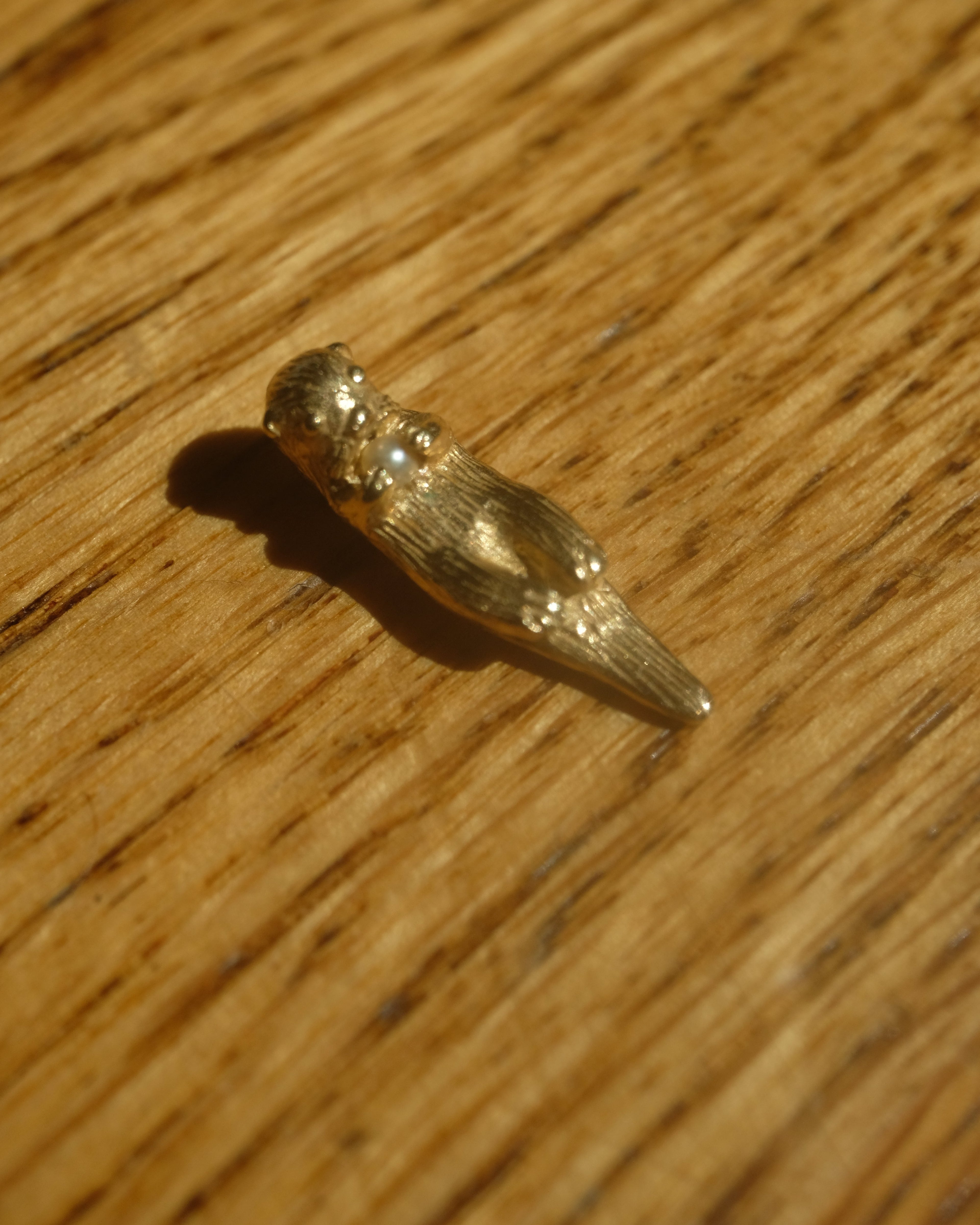 Otter with a Pearl