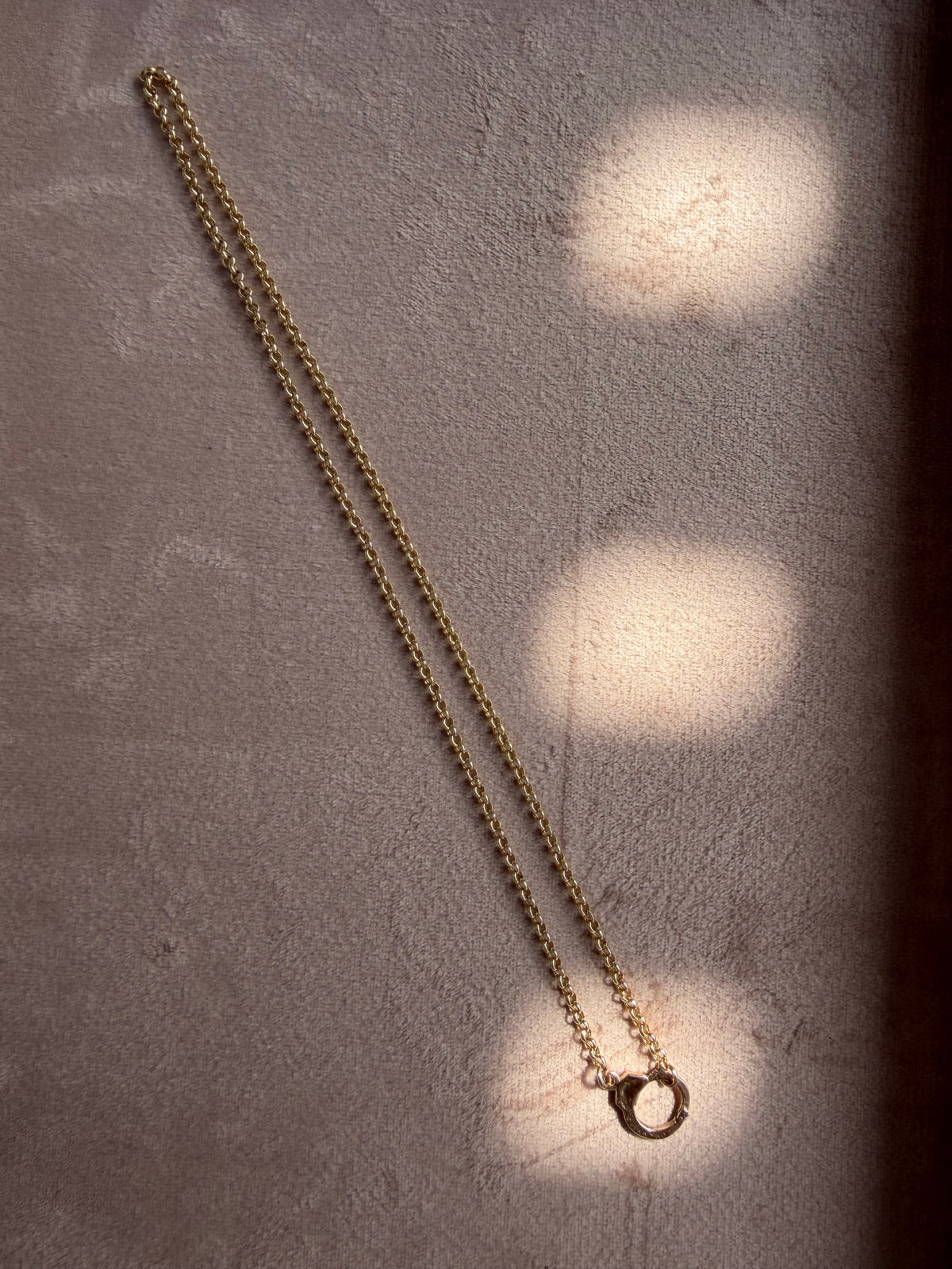 Handcuff Necklace (18in)