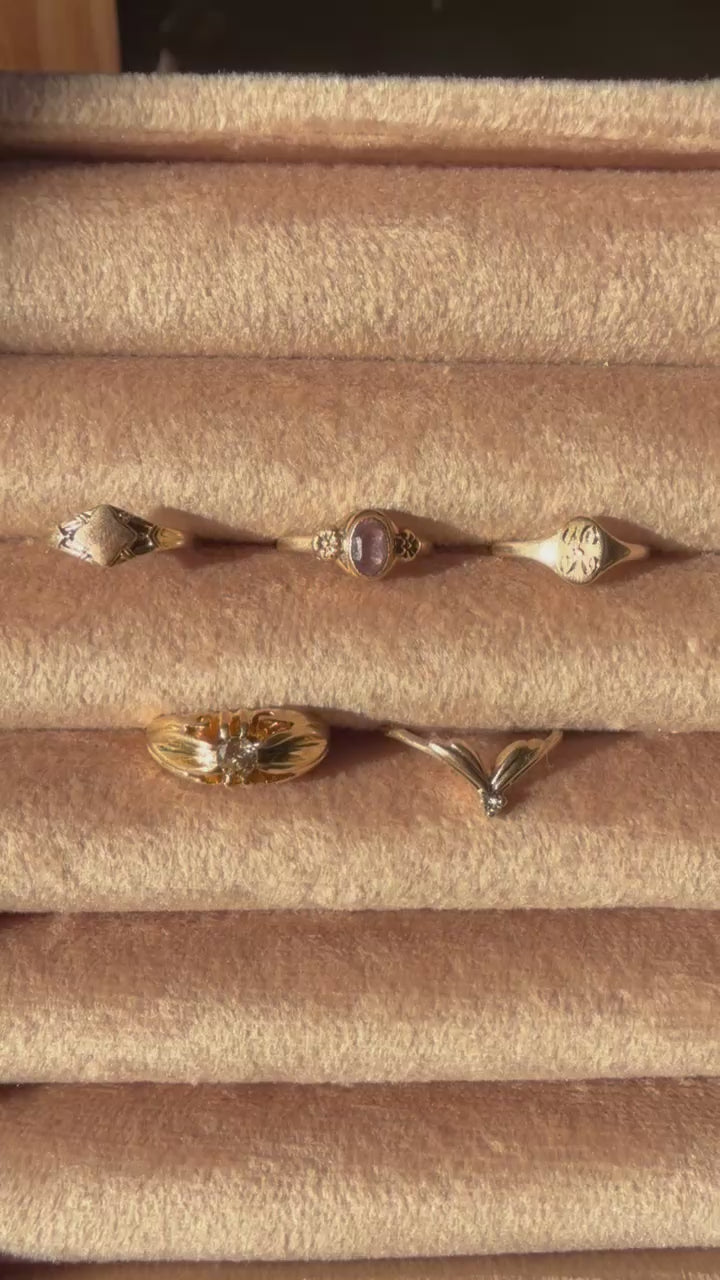 Baby/Midi Ring (10k & 14k)